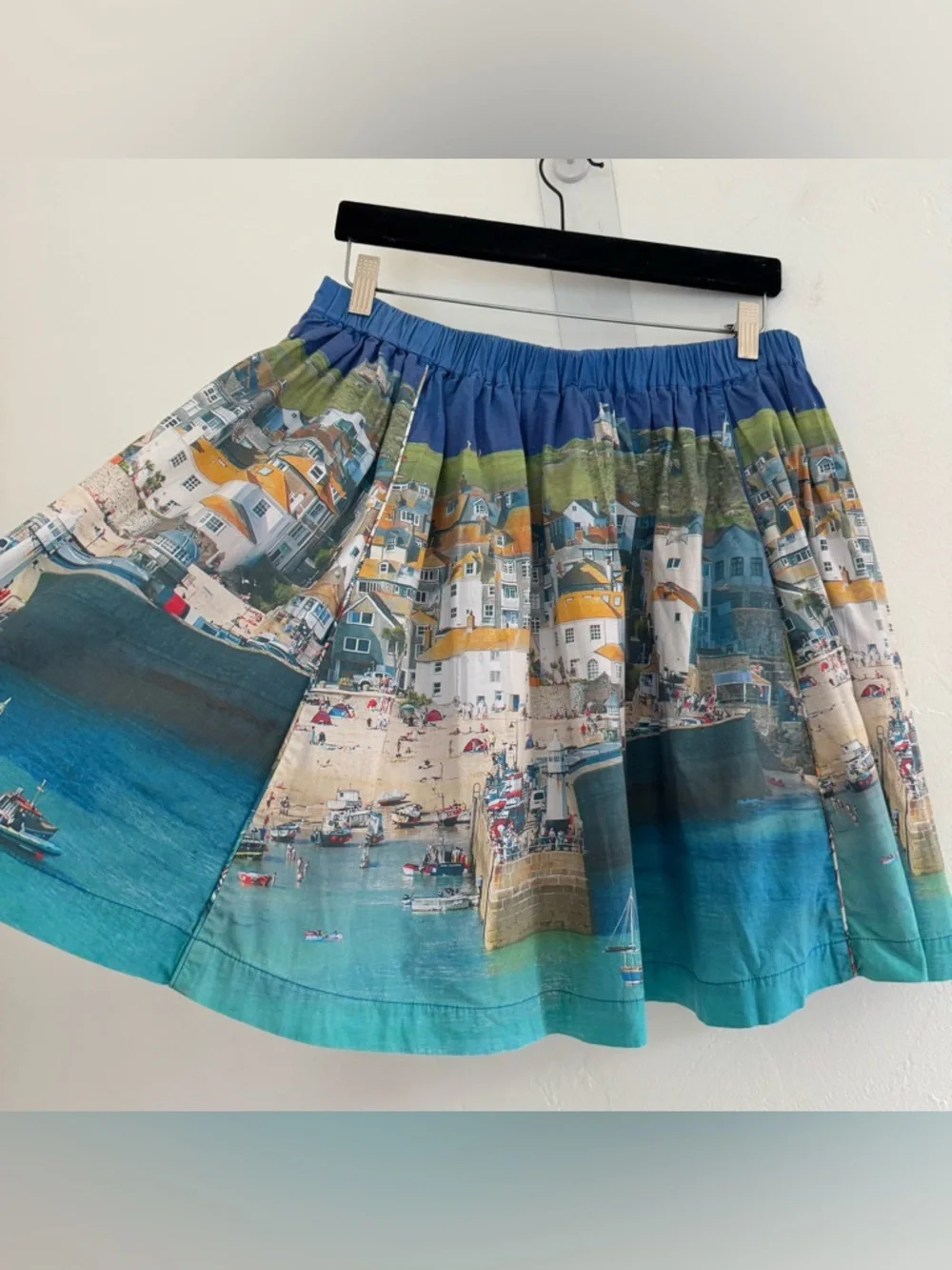 Boden St. Ives Florence Harbour Beach Seaside Scene Printed Pleated A-Line Skirt